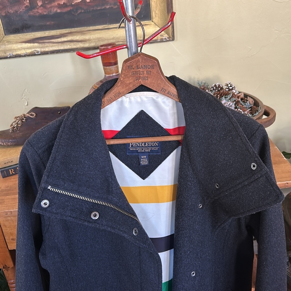 Pendleton Glacier Striped Dark Grey Wool Coat Euc - image 3